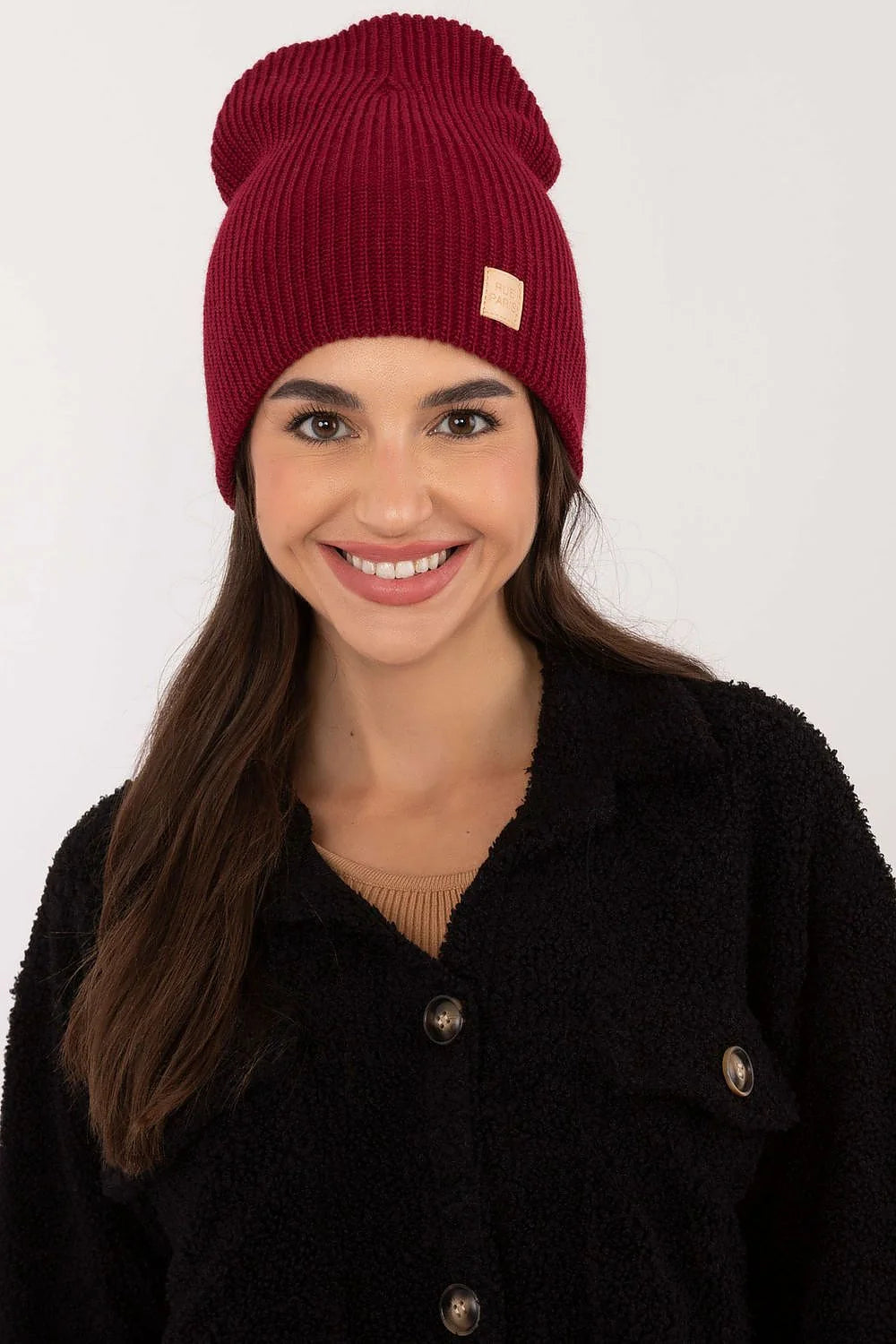 bonnet Rue Paris acrylique bordeaux slouch côtelé doux isolant extensible ajustable étiquette similicuir discrète quotidien élégant femmes