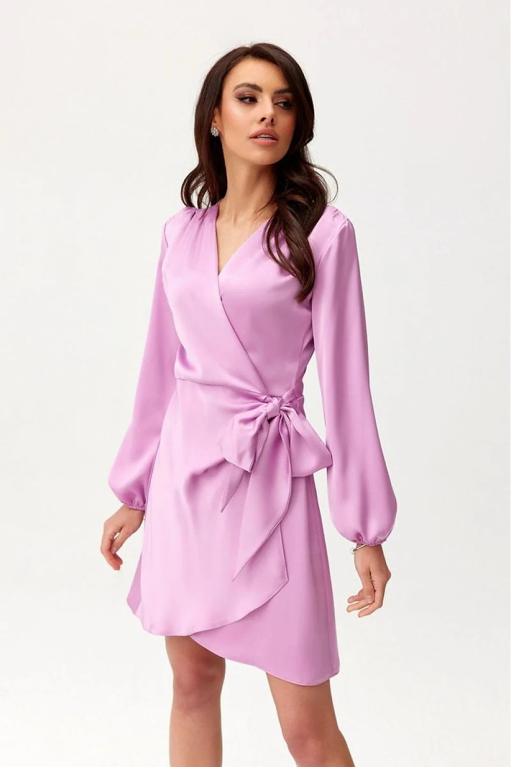 Robe de cocktail élégante longueur mini manches longues ceinture ajustable couleur rose lavande femme mode occasion spéciale