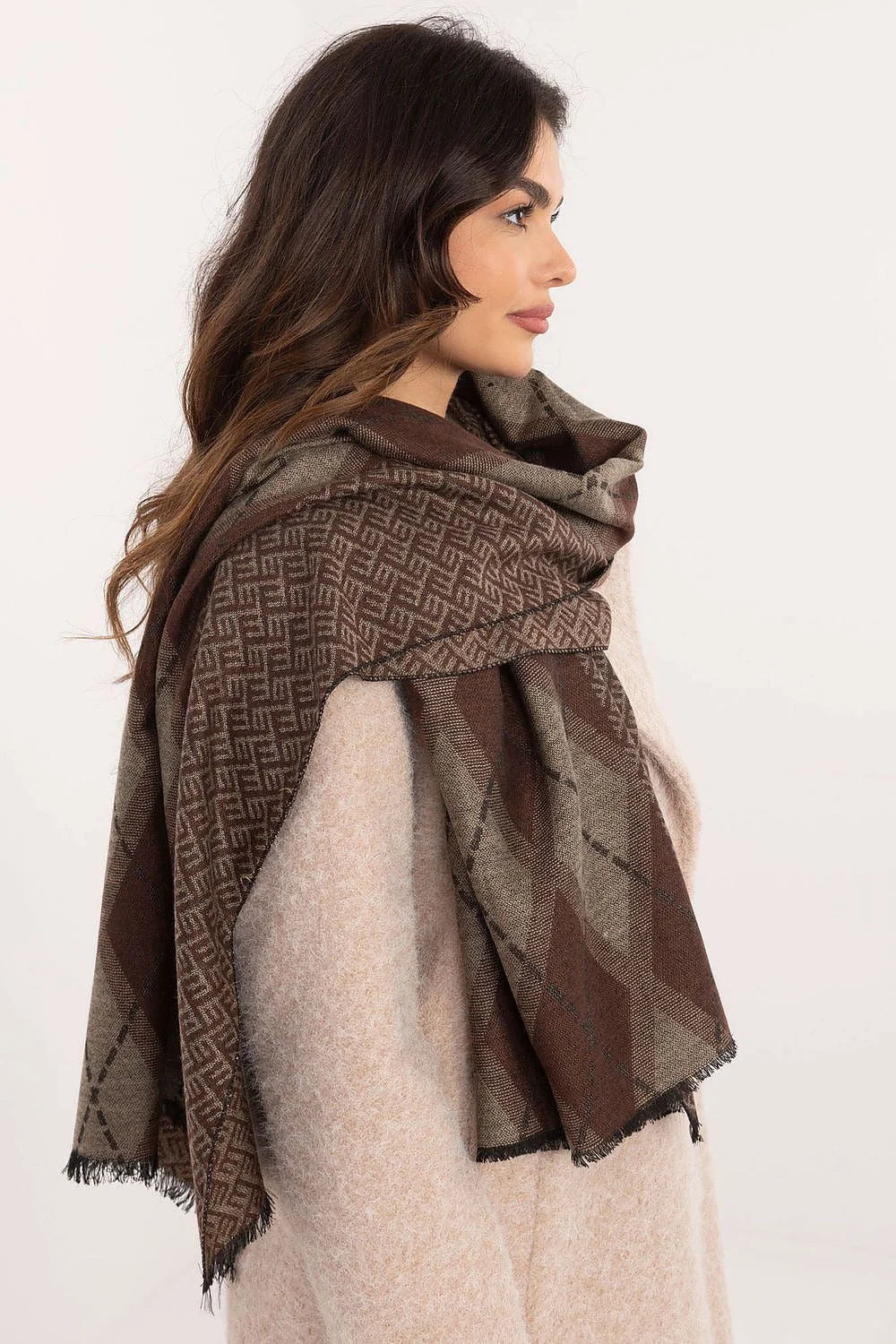 Écharpe élégante pour femmes motif géométrique modern design longueur 190cm largeur 69cm haute qualité hiver automne