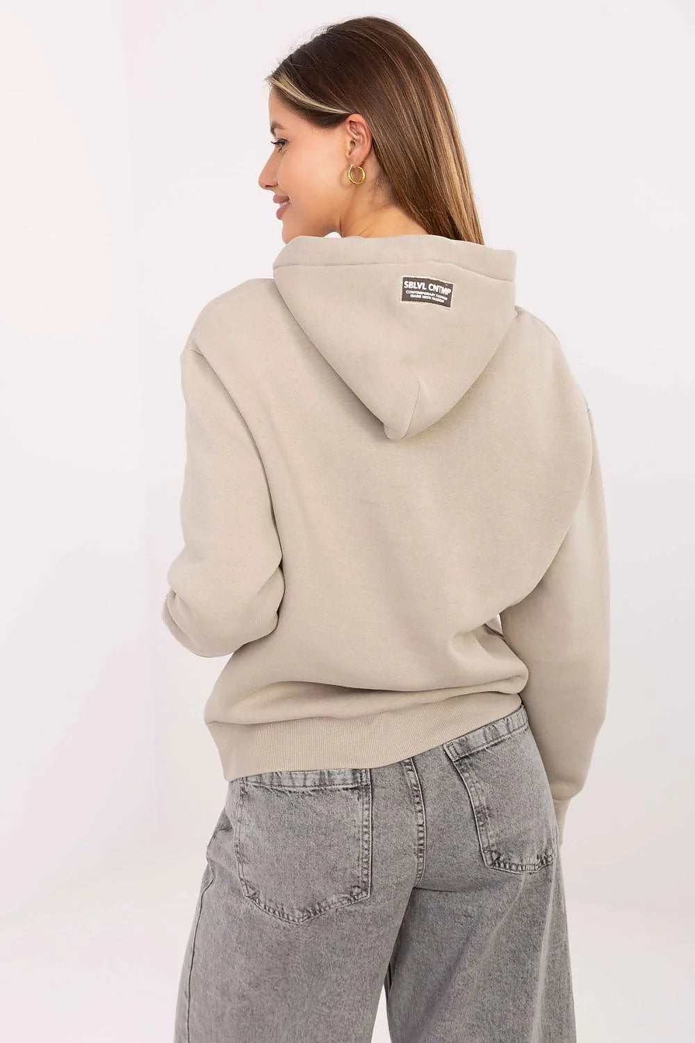 sweatshirt femme capuche molleton doux beige taupe coupe décontractée poche kangourou manches longues bords côtes broderie lettrage good mood club