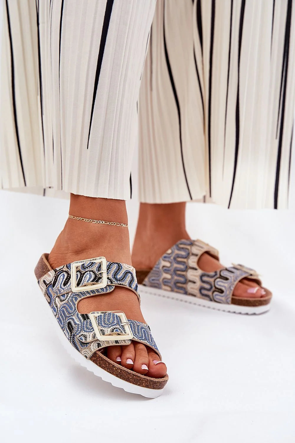 Sandales femmes modernes design décontracté deux brides motif multicolore semelle liège confort tout le jour style estival
