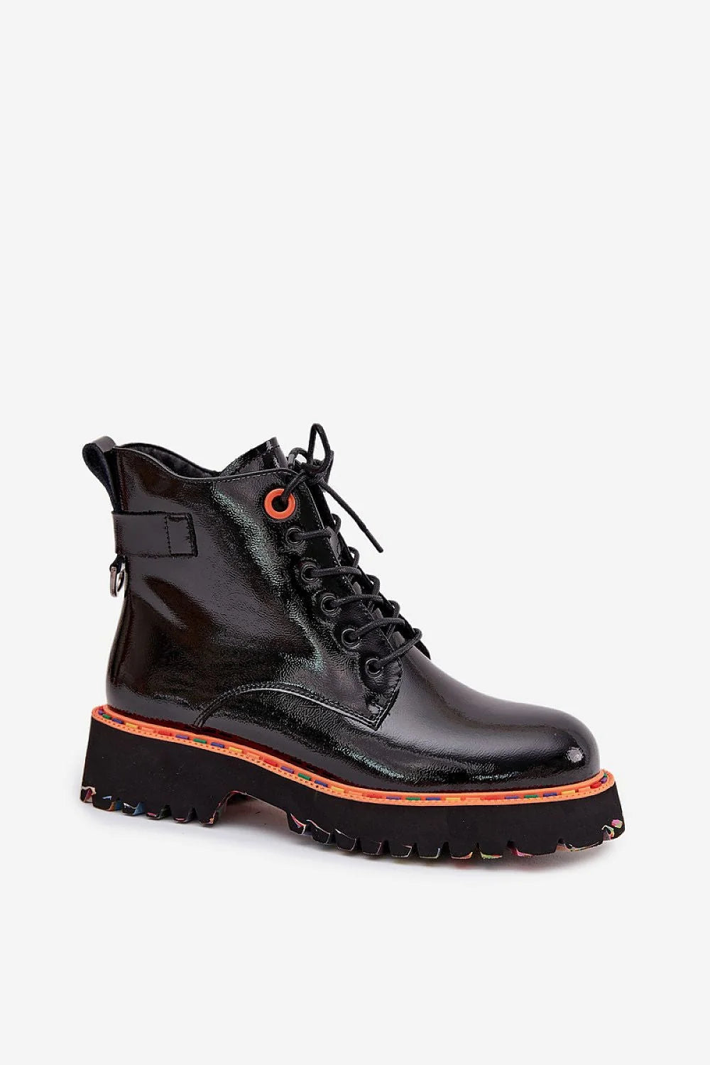 bottines femme cuir verni noir lacets zip latéral boucle oeillet orange bout rond brillant semelle plateforme crantée antidérapante doublure fourrure