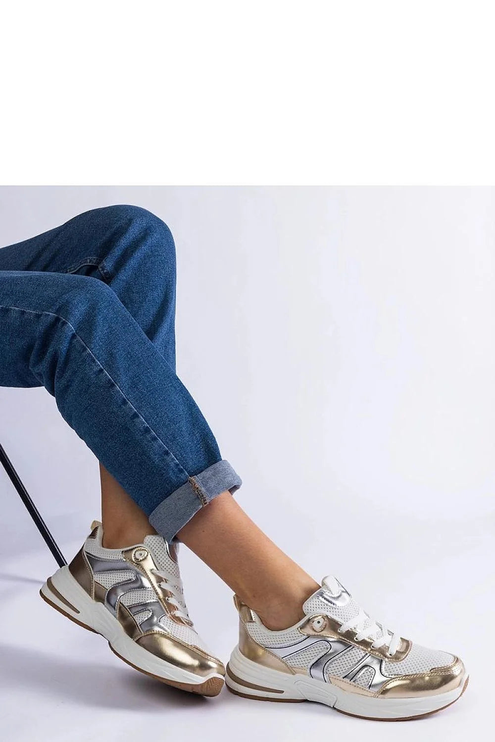 Baskets sport élégantes pour femmes tissu maille blanc doré argenté fermeture lacets amorti confortable occasion quotidienne