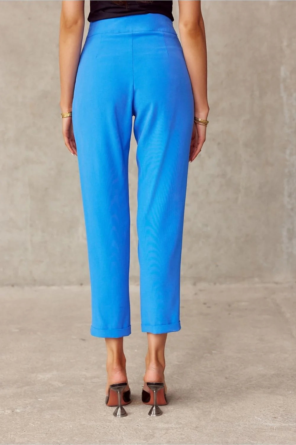 pantalon femme élégant droit taille ajustable cheville coupe cigarette polyester viscose tissu fluide soyeuse poches obliques fermeture latérale Pologne