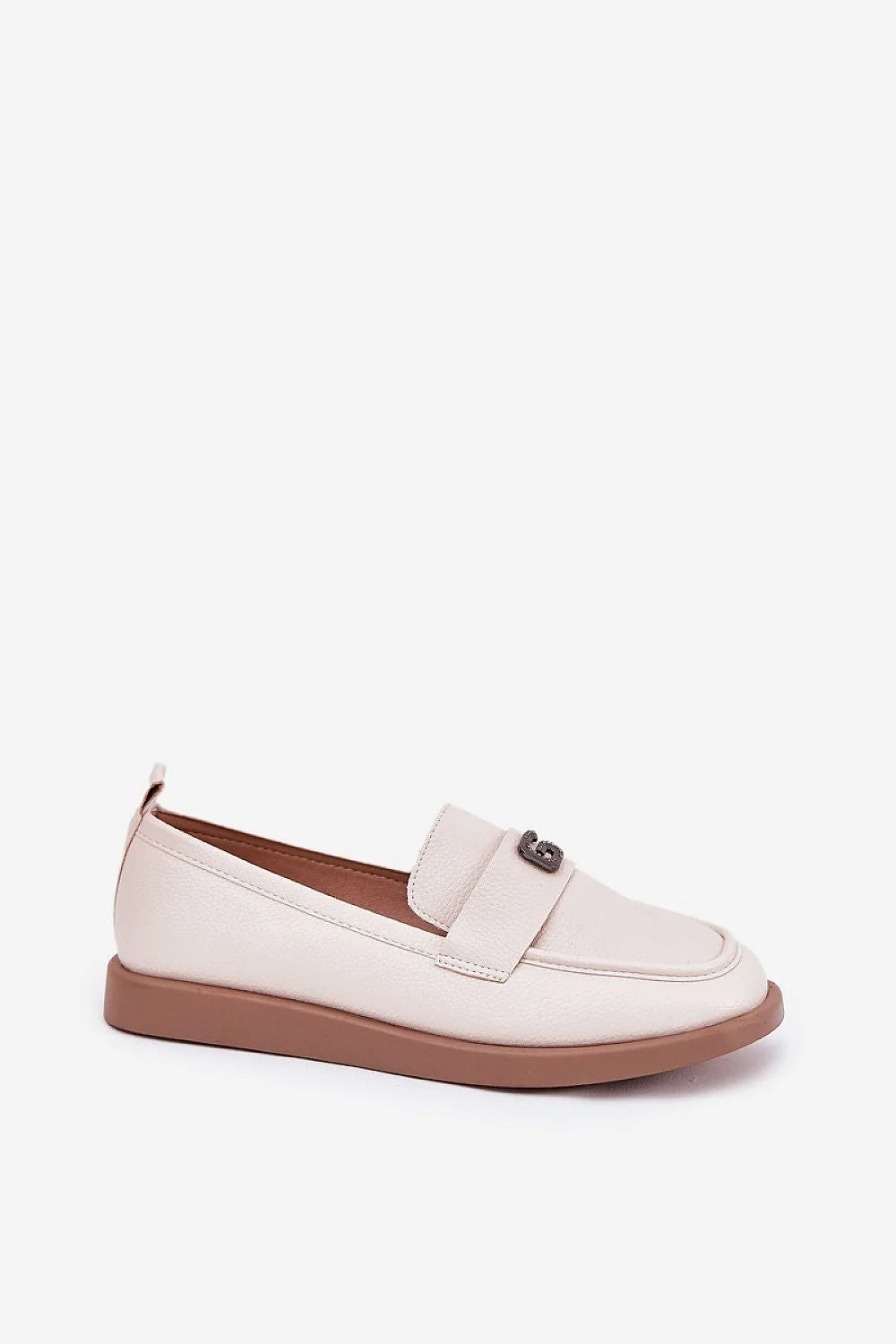 Mocassins élégants pour femmes Vinceza cuir texturé beige clair semelle caoutchouc plateforme confortable style minimaliste ornement métallique polyvalent