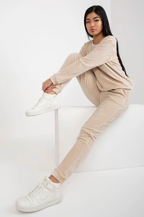 Ensemble velours viscose élasthanne beige blouse manches longues coupe ample pantalon large jogger sportif fini élastique confort optimal
