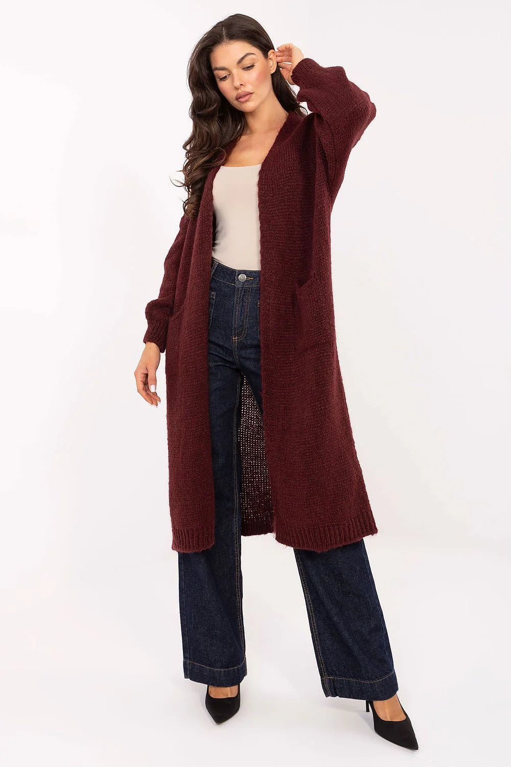 cardigan long femme bordeaux maille épaisse bouclée oversize coupe droite ouverte poches plaquées manches longues bordcôtes poignets ourlet longueur midi