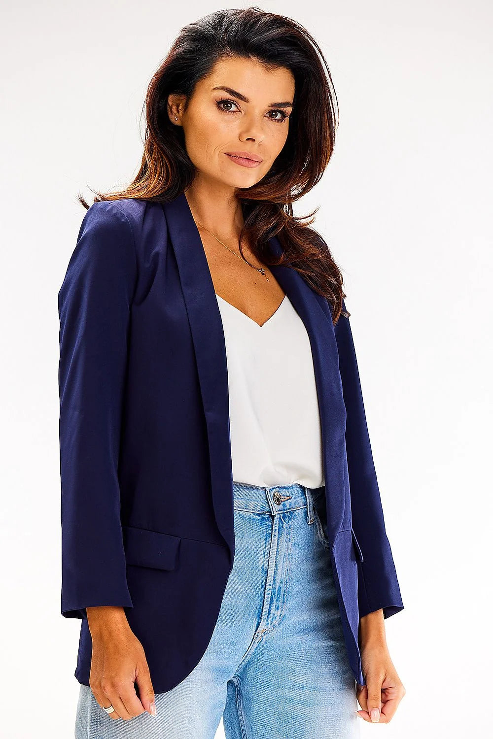 Blazer femme awama style classique épuré couleur bleu marine col à revers manches longues poches latérales veste结构 sans fermeture occasion quotidienne
