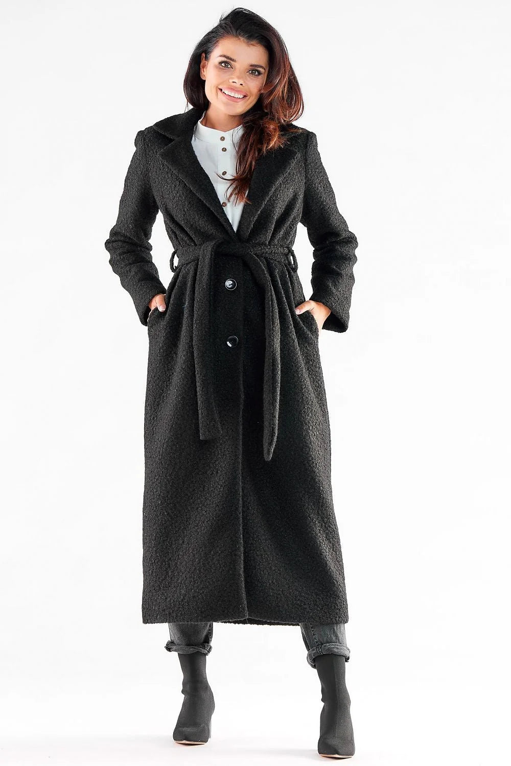 Manteau long pour femme pied-de-poule noir et blanc coupe droite boutons noirs ceinture polyester 100% mode ville soirées