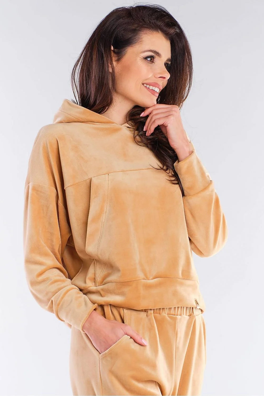 Sweatshirt femme velours rose vif style décontracté chic confortable coupe ample capuche poches pratiques