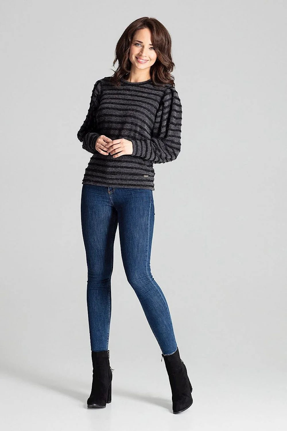 Chemisier femme manches longues élégant en polyester viscose rayures grises confort moderne toutes occasions