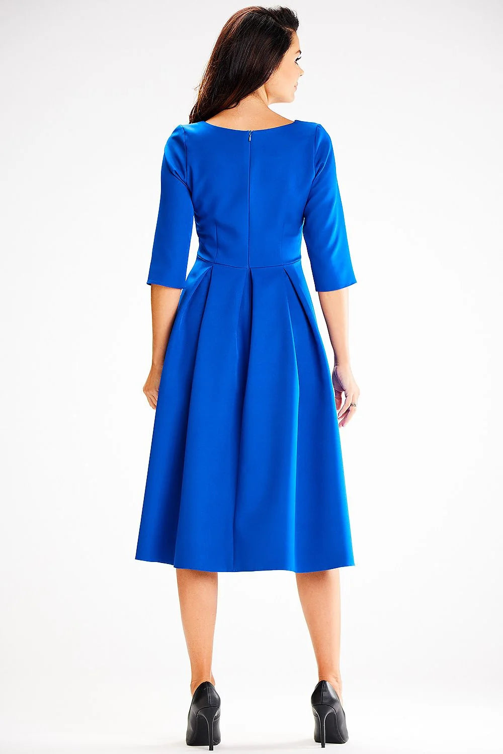 Robe de jour élégante awama en satin bleu vibrant, manches 3/4, décolleté en cœur, fermeture dos, tailles S-M-L-XL