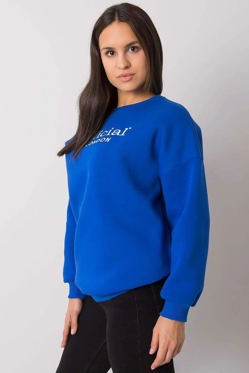 Sweatshirt coton bleu marine style urbain décontracté manches longues inscription mode femme moderne chic