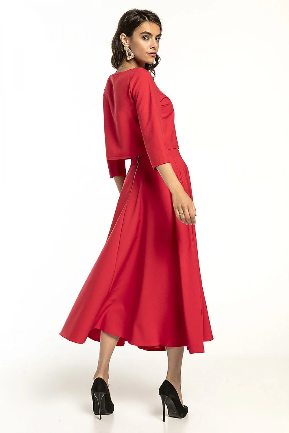 Ensemble élégant gris lavande femme moderne, tissu léger, chic, chemisier ample et jupe longue