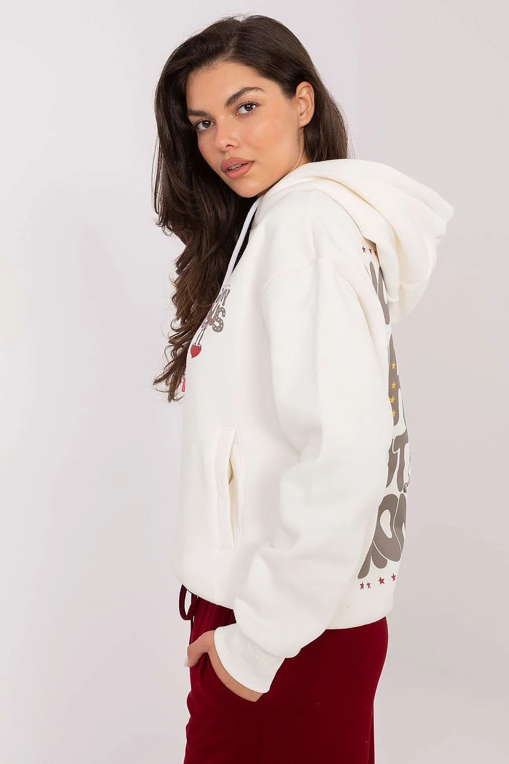 hoodie femme écru molleton doux coupe ample manches longues capuche réglable cordon blanc embouts roses imprimé poitrine notmycircus cœur rouge
