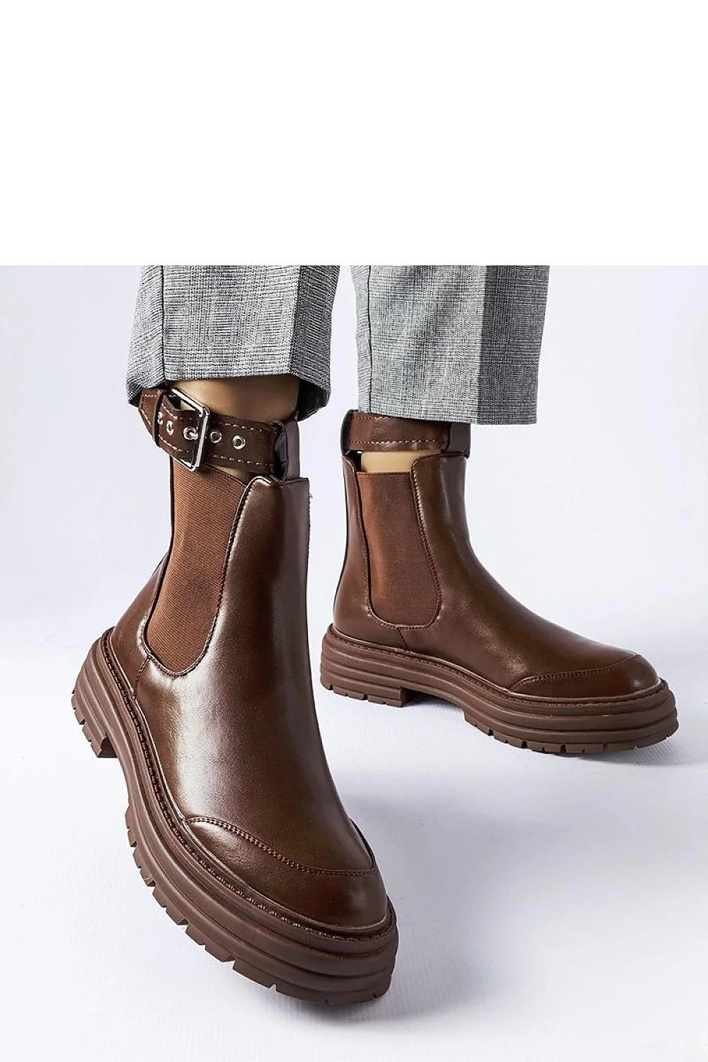 bottes chelsea femme cuir brun lisse brillante semelle caoutchouc crantée plateforme bride cheville boucle métallique élastiques latéraux