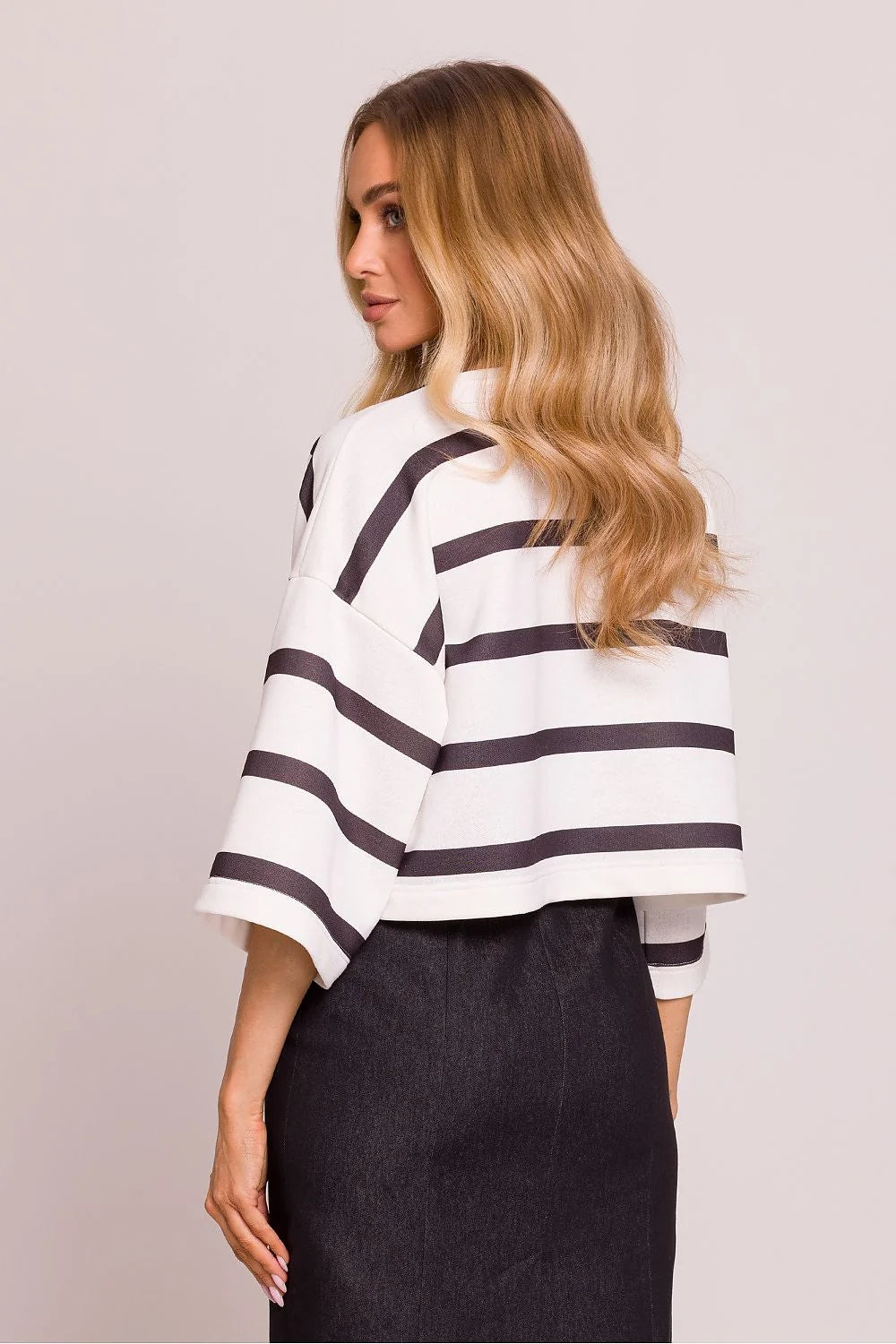 Chemisier Moe oversize rayures tricot femme mode casual détente boxy cropped manches larges 3/4 décolleté bateau noir blanc