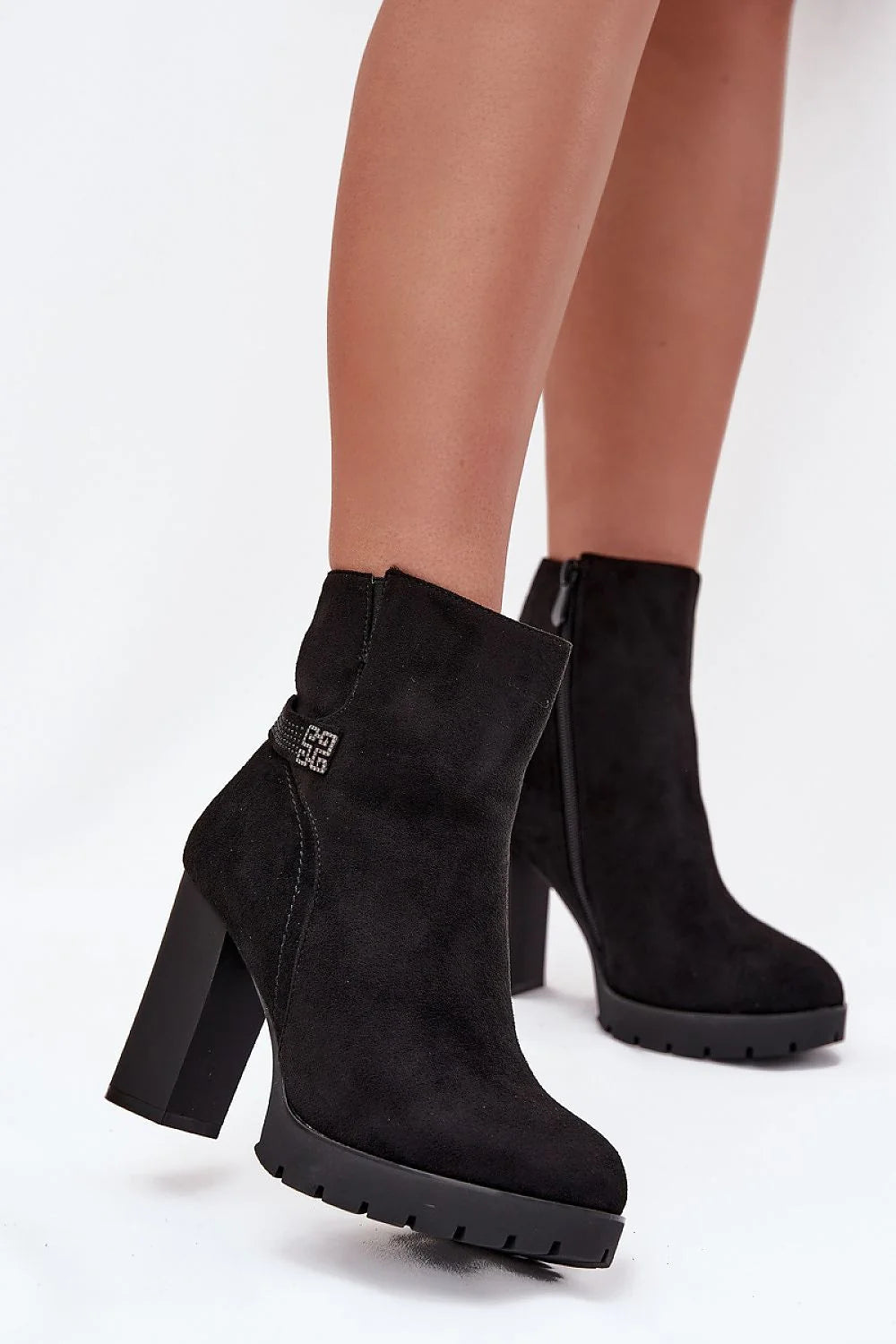 bottines cheville femme suédine écologique noir talon bloc haut carré large semelle crantée antidérapante doublure chaude zippée bride décorative strass