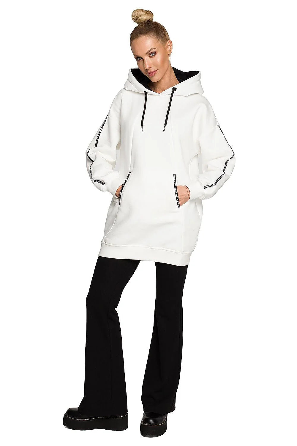 Sweatshirt Moe oversize capuche bleu femme confortable maille douce 90% coton 10% polyester manches larges poches latérales