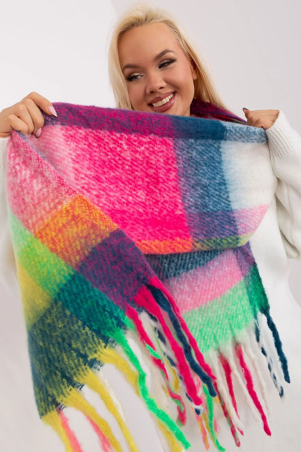 écharpe XXL plaid multicolore franges pompons polyester résistant duveteuse mohair maille épaisse chaude volumineuse longue rectangulaire oversize automne hiver