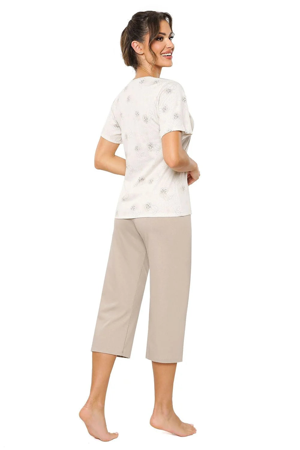 pyjama femme élégant confortable coton imprimé floral beige haut manches courtes col rond pantalon capri taille élastique coupe ample respirant