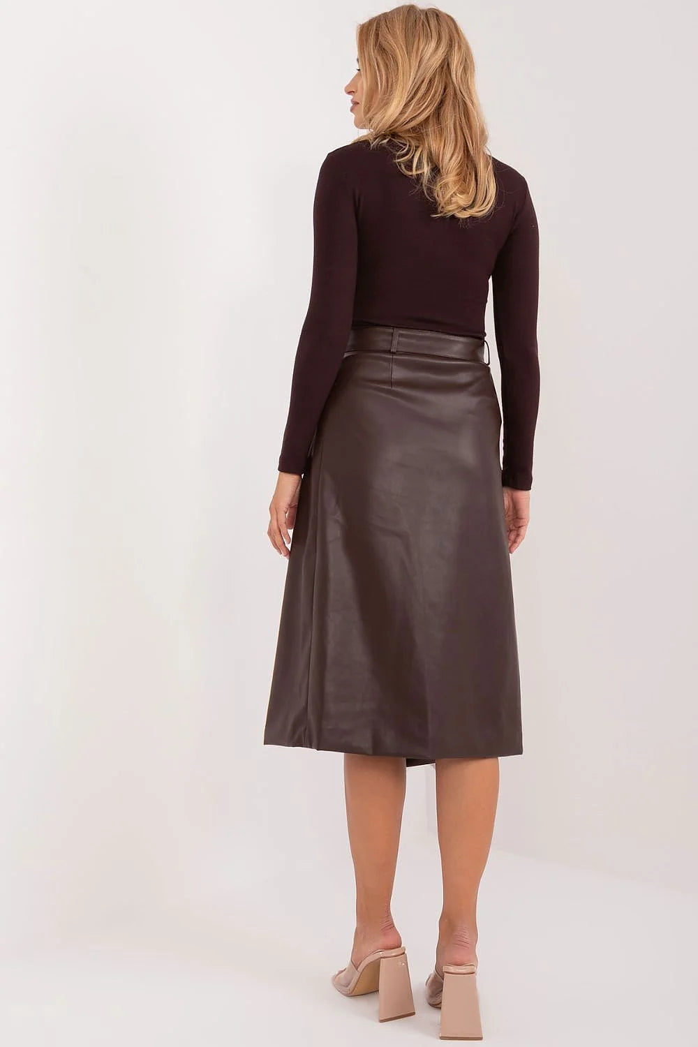Jupe en cuir écologique moderne mi-mollet asymétrique poche devant marron foncé femme élégante occasionnels