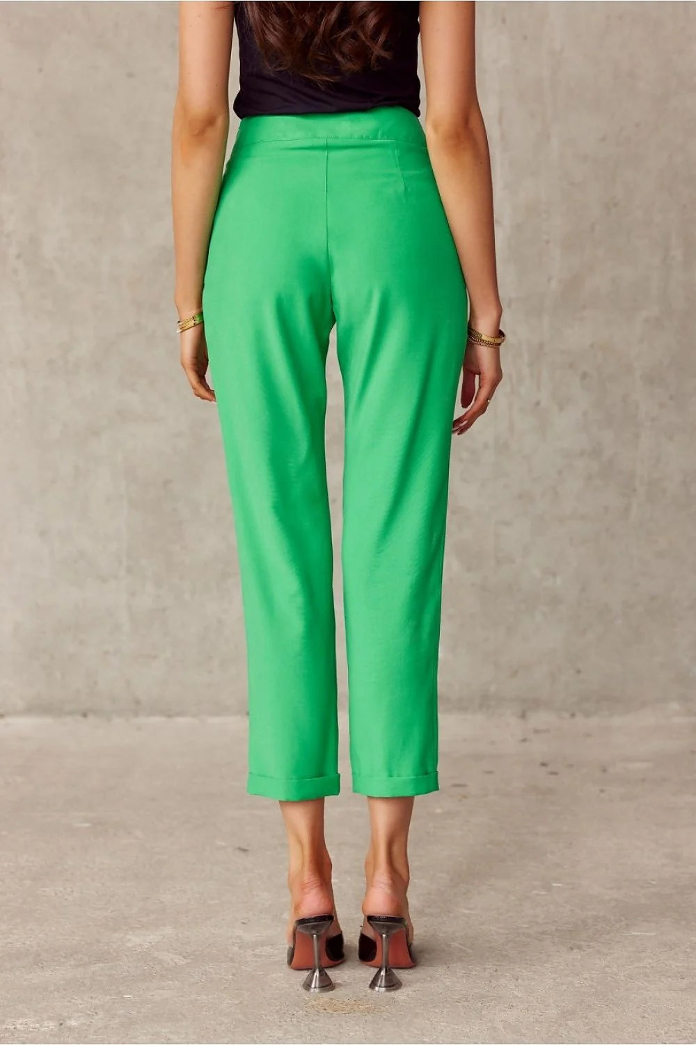 pantalon femme élégant droit taille ajustable cheville coupe cigarette polyester viscose tissu fluide soyeuse poches obliques fermeture latérale Pologne