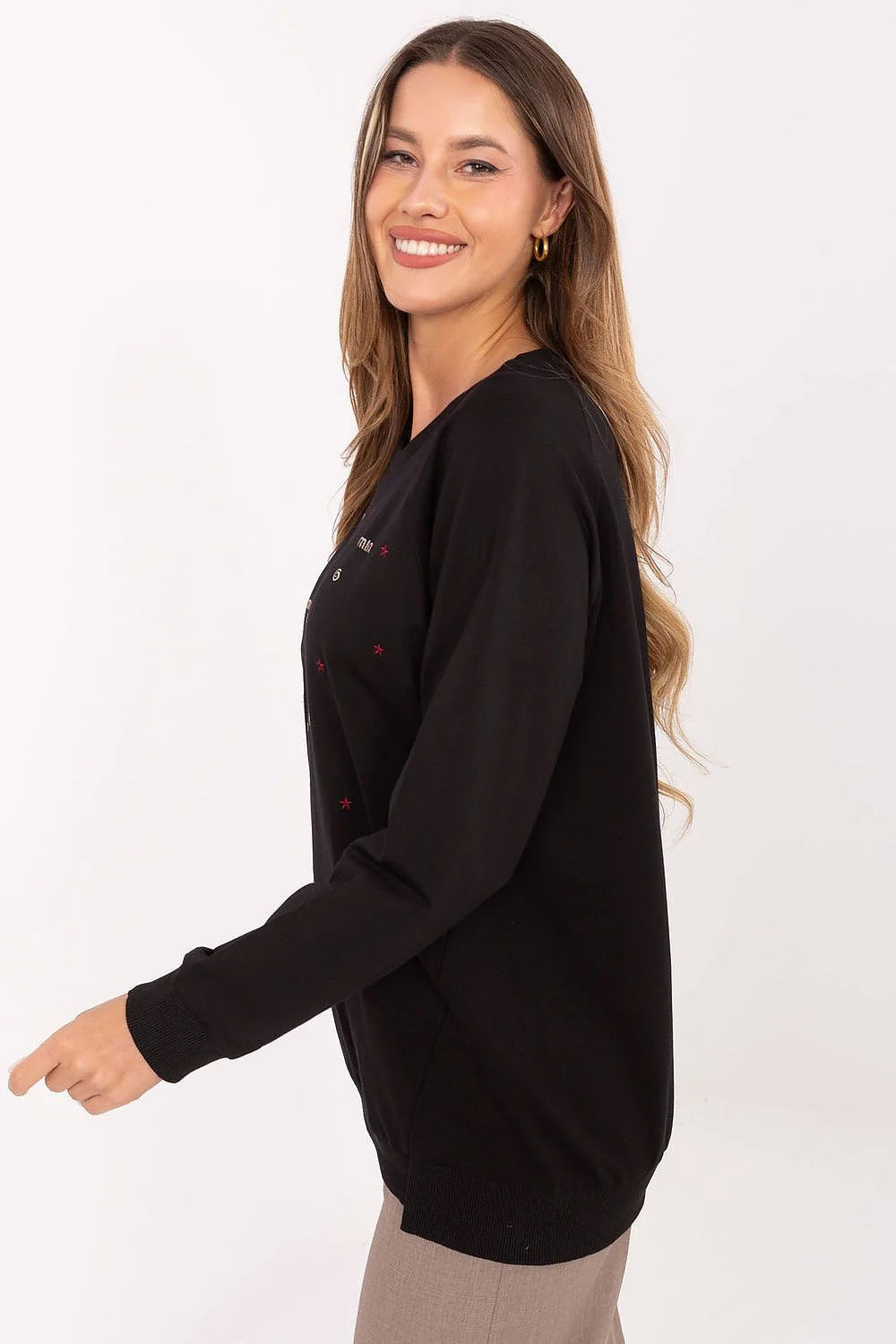 sweatshirt femme oversize noir coton stretch doux molleton léger manches longues col rond broderie subtile minimaliste ourlet long fentes
