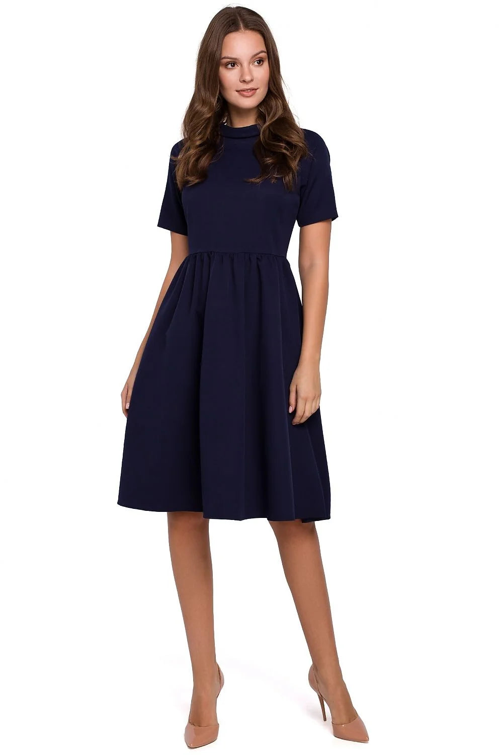 Robe en polyester élasthanne rouge vif élégante manches courtes col rond jupe évasée femme