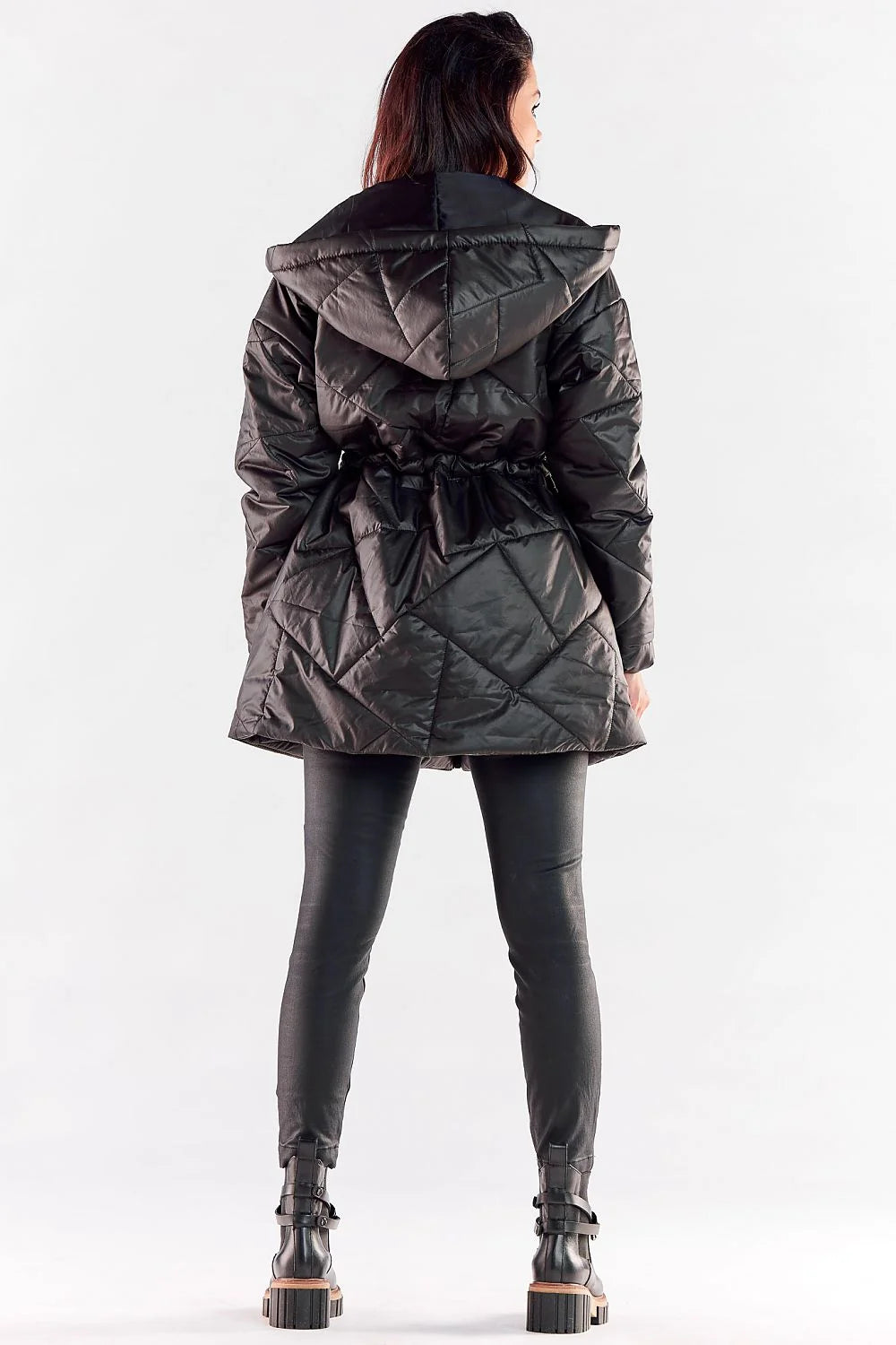 Manteau d'hiver pour femme moderne fonctionnel coupe évasée longueur midi capuche ajustable fermeture éclair cordon taille tissu brillant surpiqûres géométriques élastiques poignets polyester