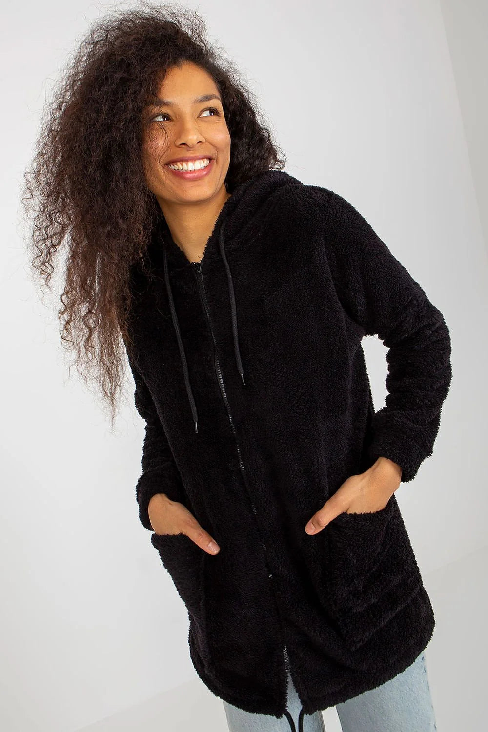 Sweatshirt pour femme en polaire sherpa noir à capuche et fermeture éclair, style casual, confort optimal, taille ajustable, Sweatshirt Rue Paris