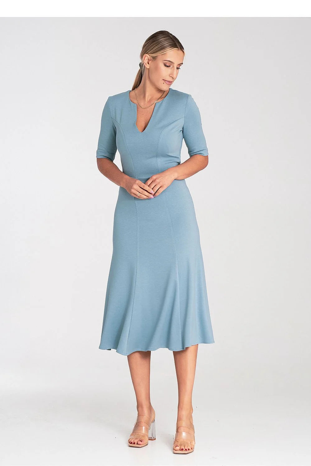 Robe de jour élégante style intemporel couleur bleu ciel femme manches 3/4 décolleté V ajustée taille M L XL