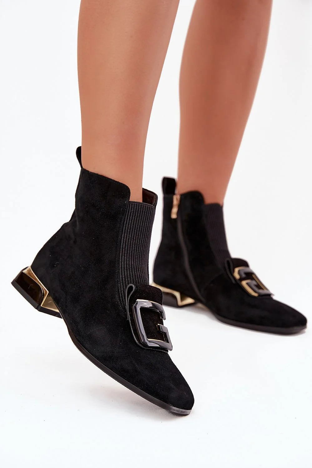 bottines femme daim suédé noir talon 3cm doublure chaude fermeture éclair latérale bout carré boucle rectangulaire dorée semelle fine chic