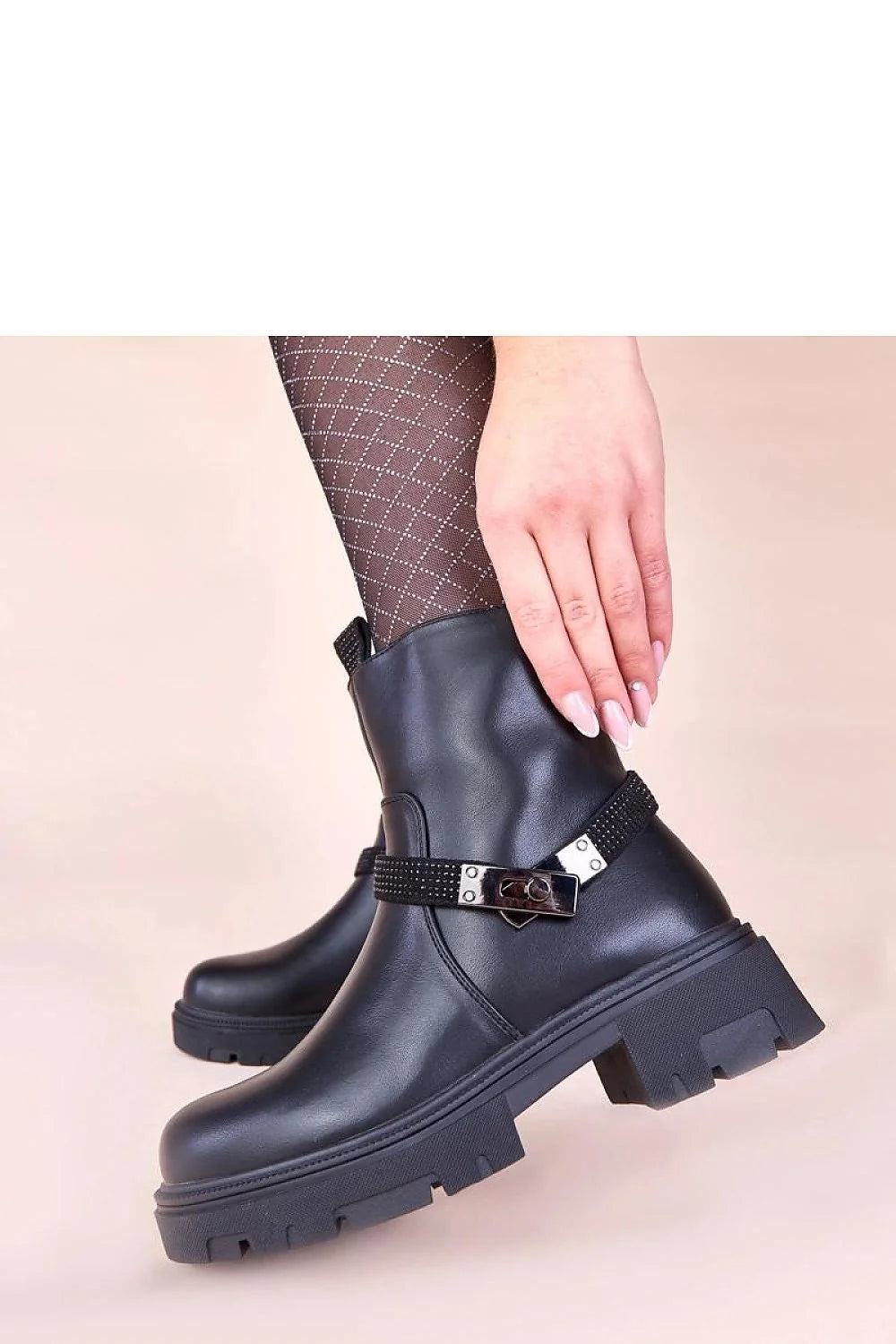 bottines noires Gemre Nathe plateforme zircons cuir synthétique semelle crantée mi cheville bride cloutée boucle métallique fermeture éclair confortables durables