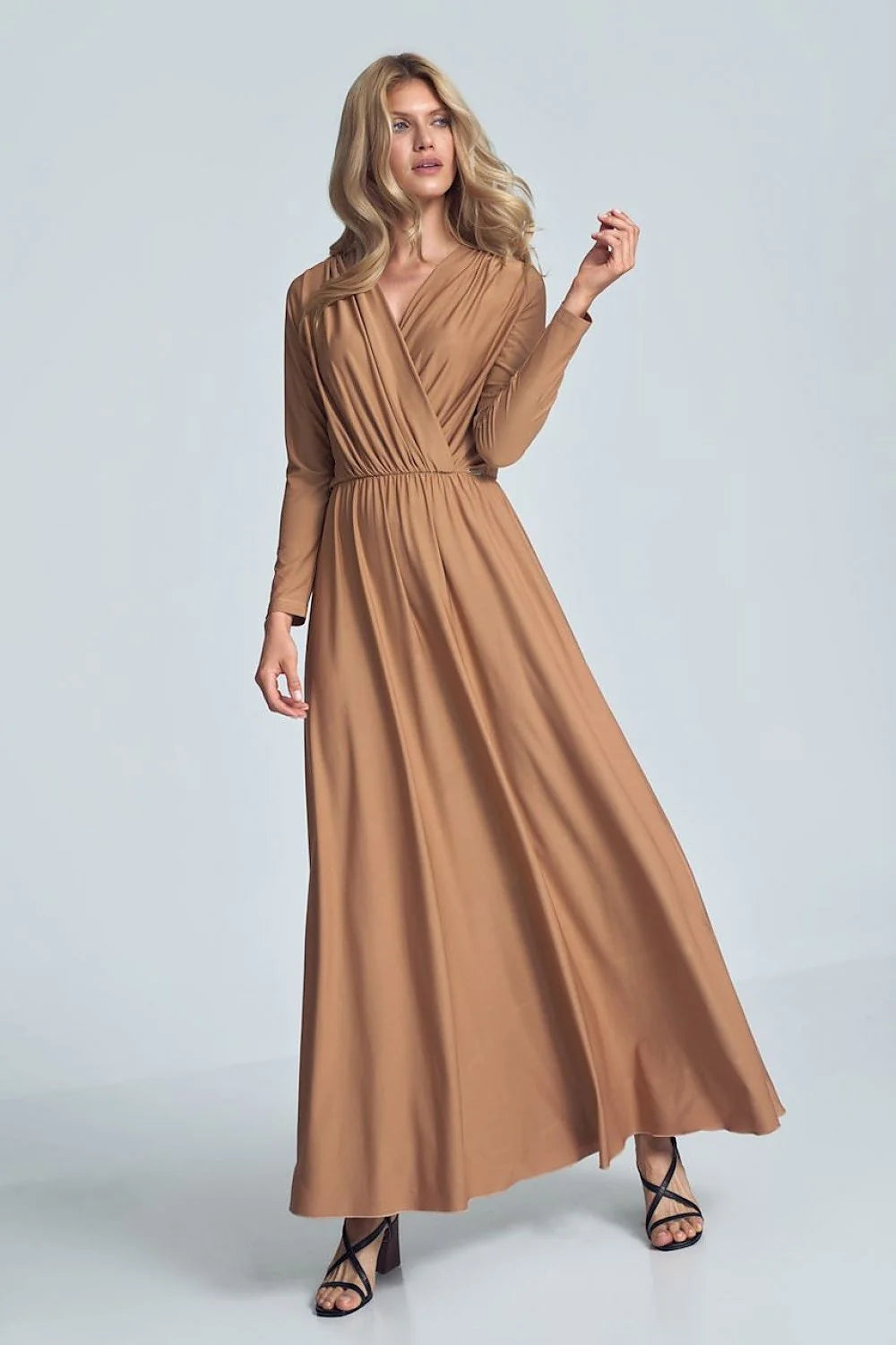 Robe longue jersey élégante manches longues col V croisé camel femme silhouette chic et confortable