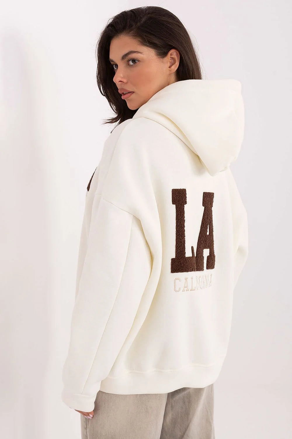 sweatshirt femme coton polyester doux durable molletonné capuche manches longues longueur standard doublure chaude broderie élégante tendance confort quotidien moderne