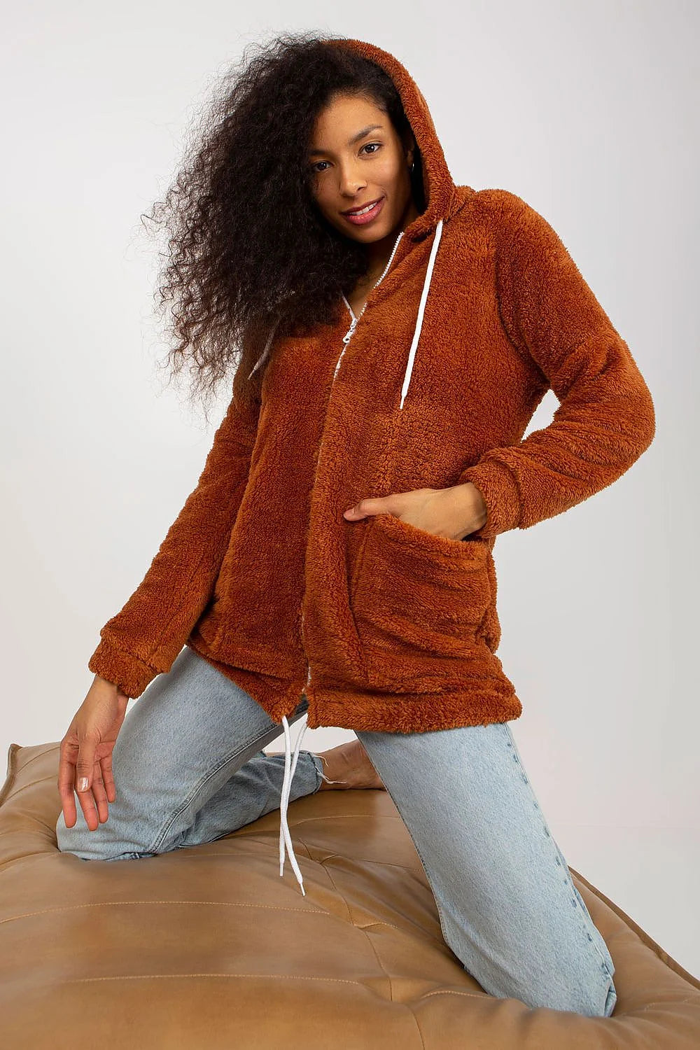 Sweatshirt femme Rue Paris en fourrure chaud capuche fermeture éclair poches grandes coton élasthanne couleur brun rouille