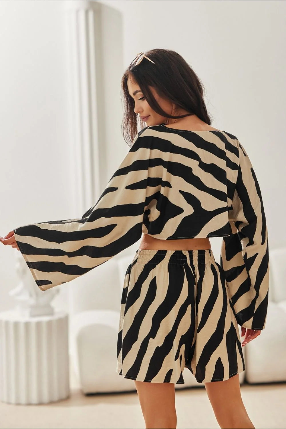 Ensemble mode femme été 2023 motif zébré audacieux style décontracté coupe ample tissu respirant confort idéal vacances été
