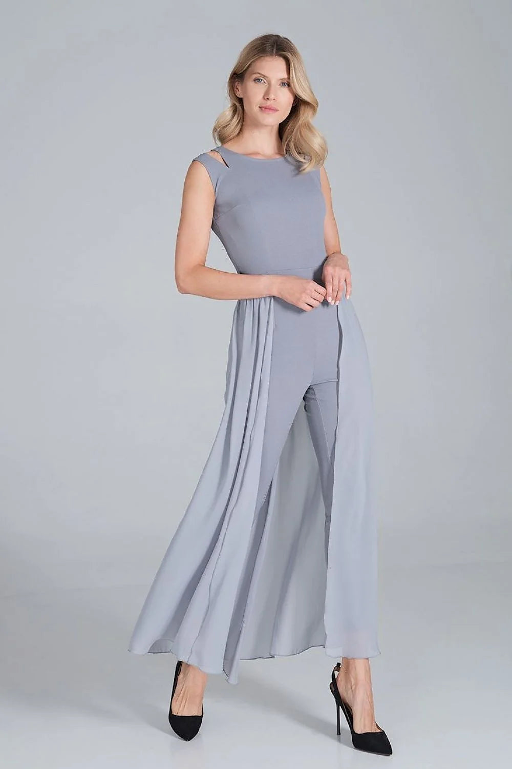 Combinaison femme chic en mousseline, élégante, sans manches, gris clair, style moderne, cape longue