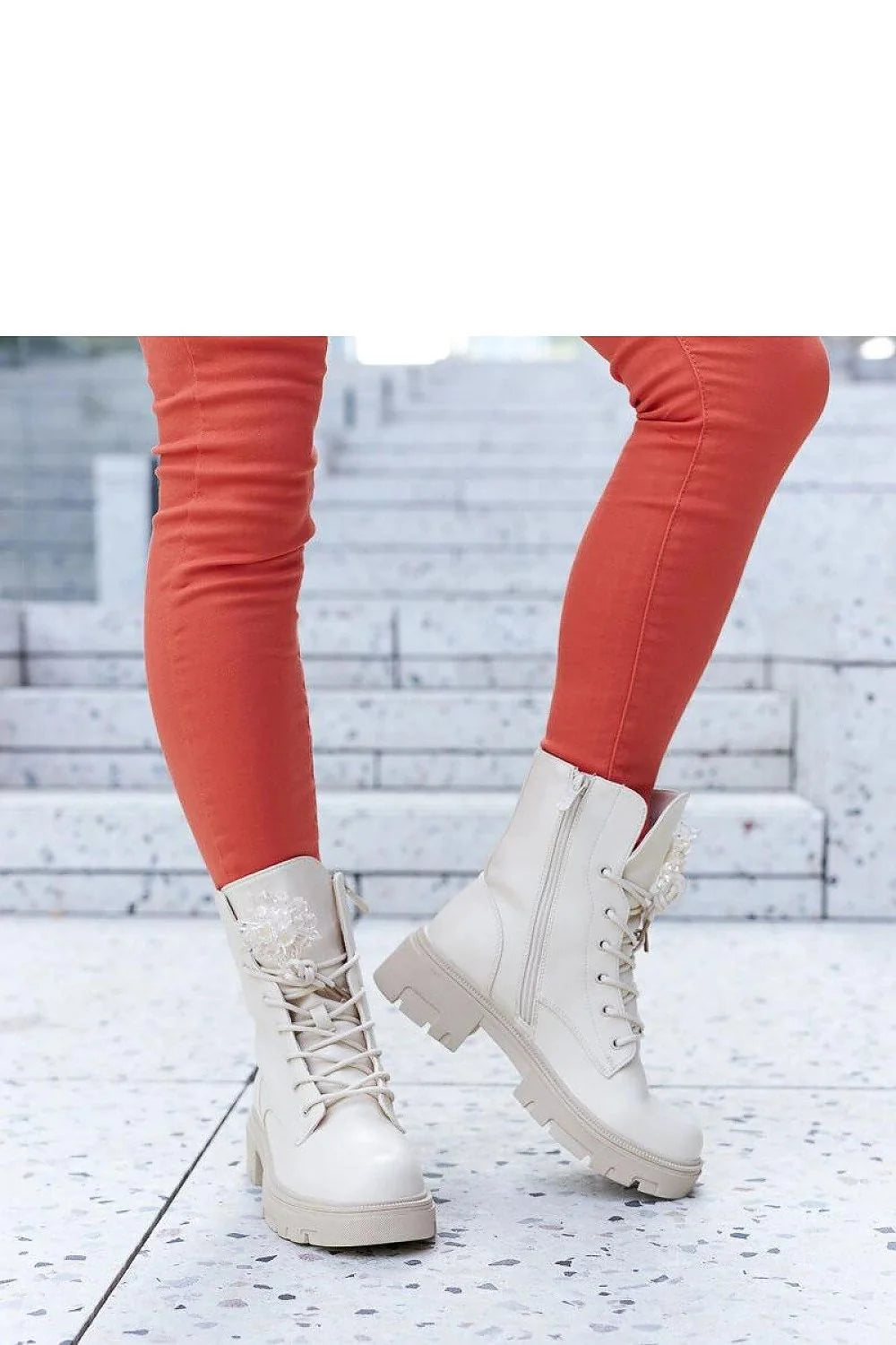 Bottines beiges Accadia perles décoratives mode moderne élégance femme confort hiver été cuir Zam éco-friendly