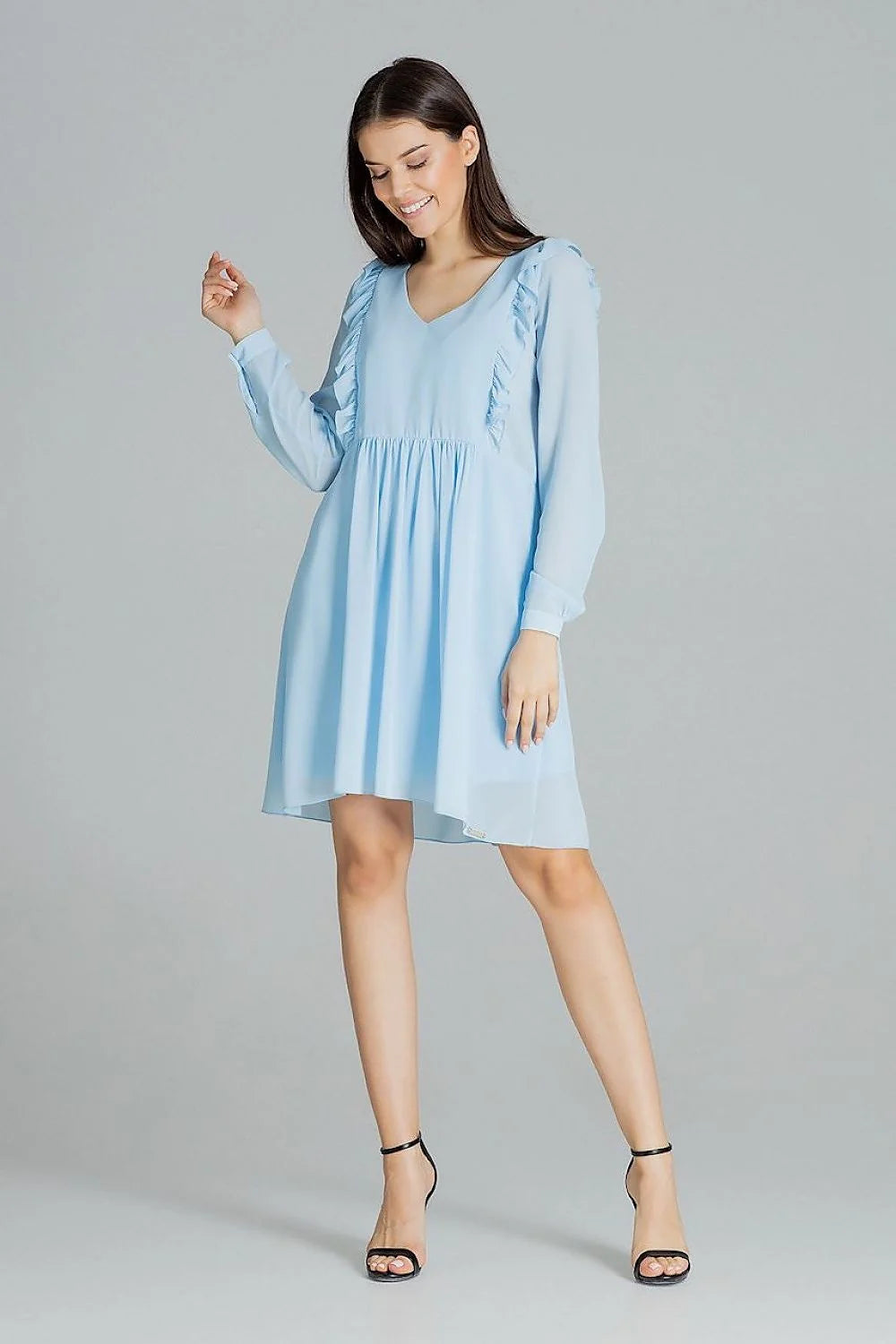 robe cocktail mousseline blanche manches longues volants coupe midi ajustable ceinture intégrée col V décolleté romantique fluide doublure opacité élégante