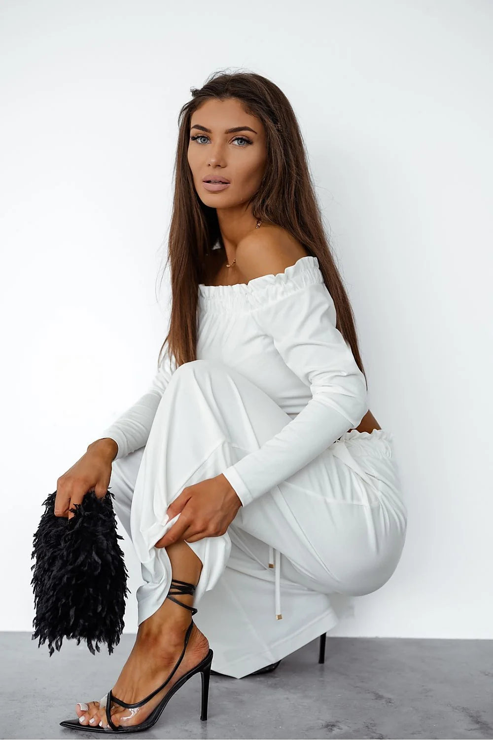 ensemble féminin blanc crop top bardot volants pantalon palazzo taille haute fluide stretch smockée cordon réglable poches latérales