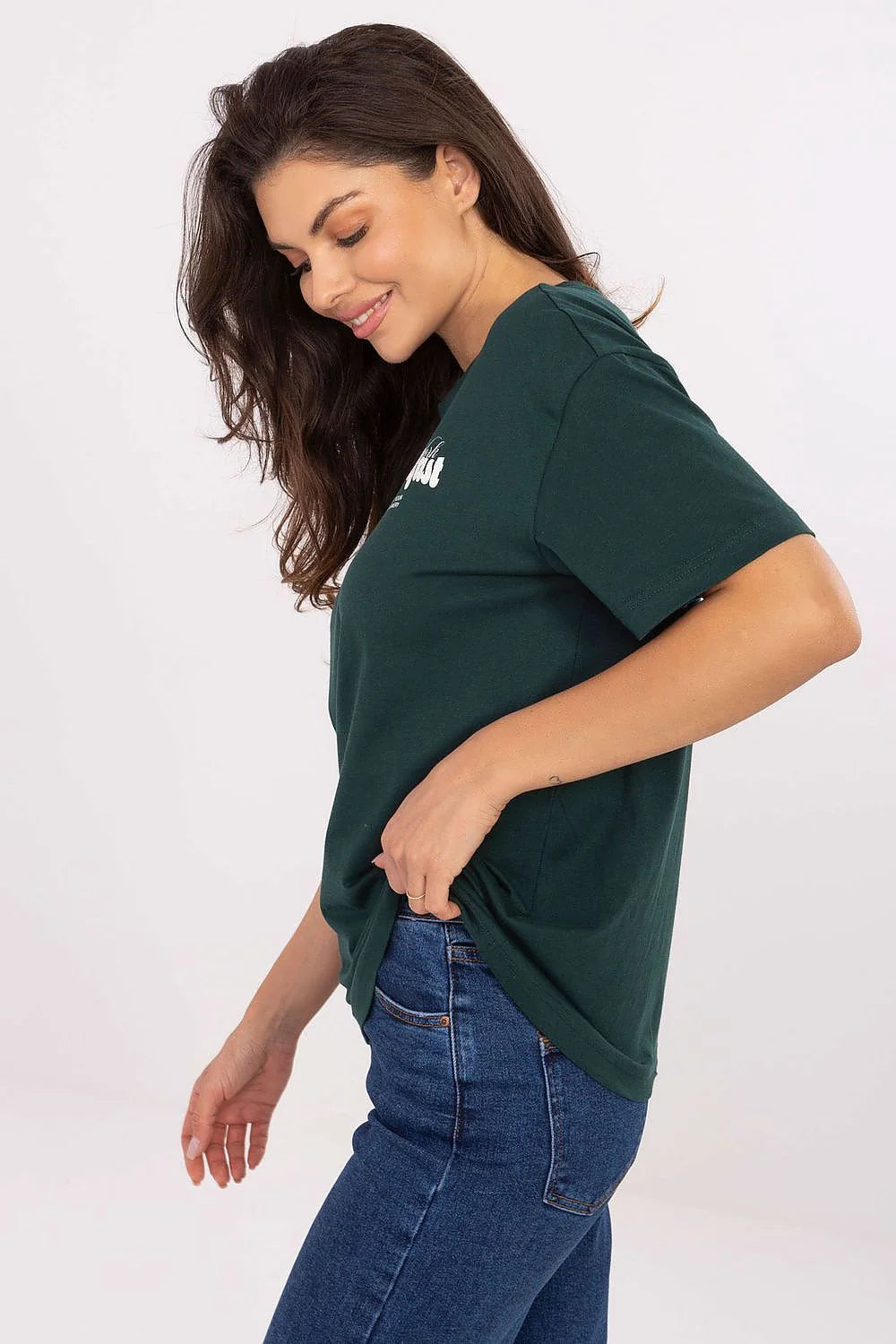 tshirt femme casual coton doux respirant col rond manches courtes coupe droite longueur hanche vert sapin impression blanche