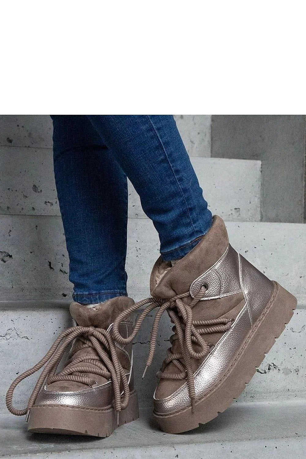 Bottes de neige Solea pour femme style moderne cuir écologique fourrure Sapphi plateforme doublée hiver élégance confortables