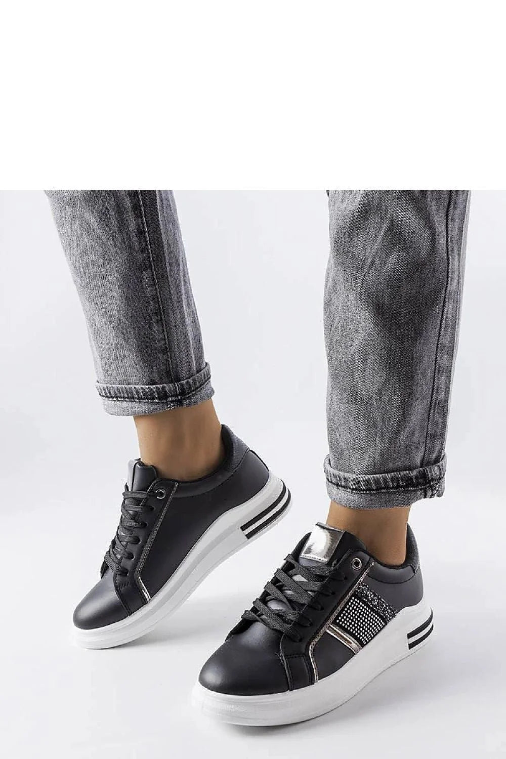 Baskets mode femme design moderne élégant cuir synthétique noir strass zircons confort adhérence occasions multiples