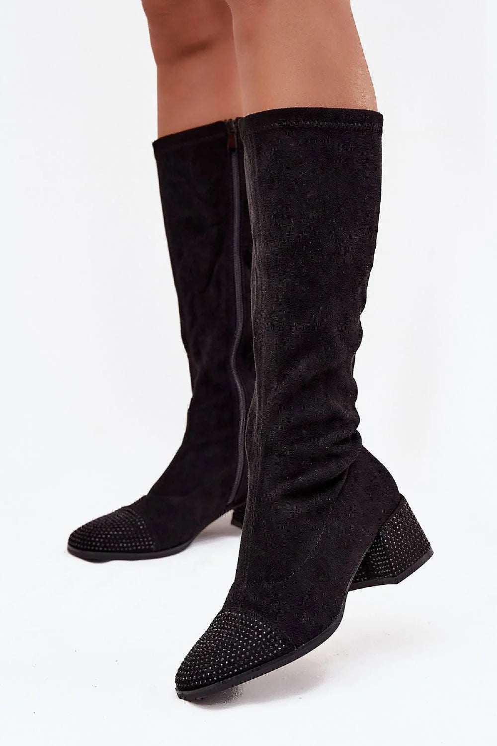 bottes femme suédine noire talon bloc zircons strass embellissements zippée doublure douce confortable chaude coutures raffinées élégantes polyvalentes soirée bureau