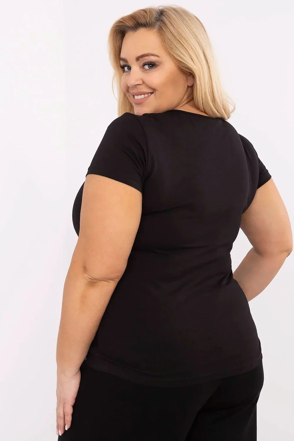 Ensemble mode féminine haut manches courtes pantalon tailleur noir ajusté confort élégance polyvalent occasion