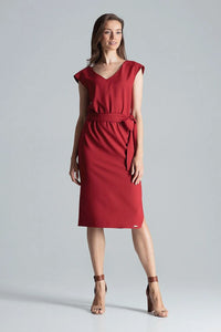 robe midi bordeaux polyester fluide mate nondoublée colV ceinture asymétrique fente manches courtes fourreau ajustée élégante chic contemporaine