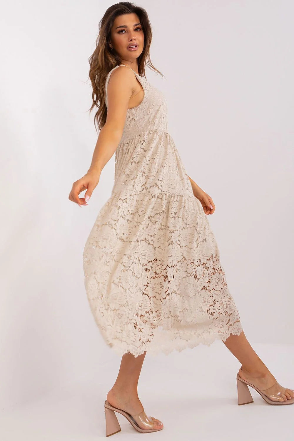 Robe de jour élégante Och Bella sans manches en dentelle beige coupe évasée doublée femmes