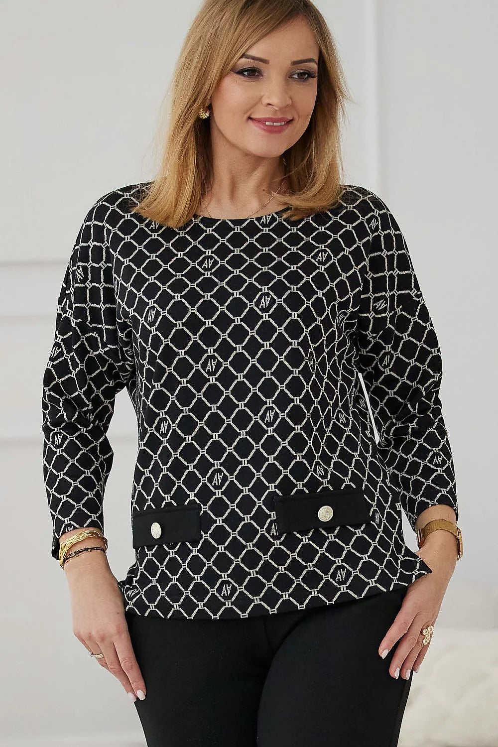 Chemisier La Aurora design sophistiqué motif géométrique noir et blanc manches longues poches plaquées femme